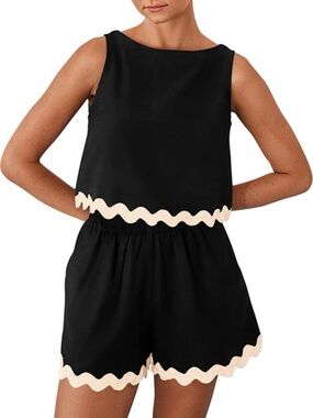 Scallop trim tank and short set